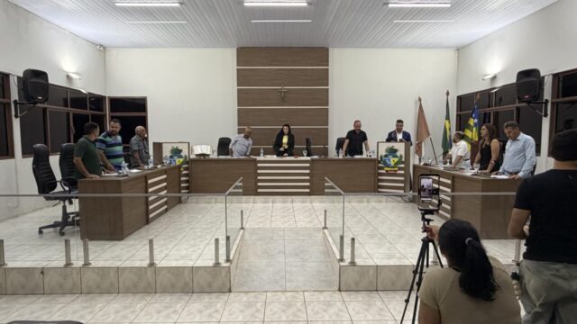 Câmara de Ouvidor debate segurança armada em hospital e cobra providências em ponte da GO-330