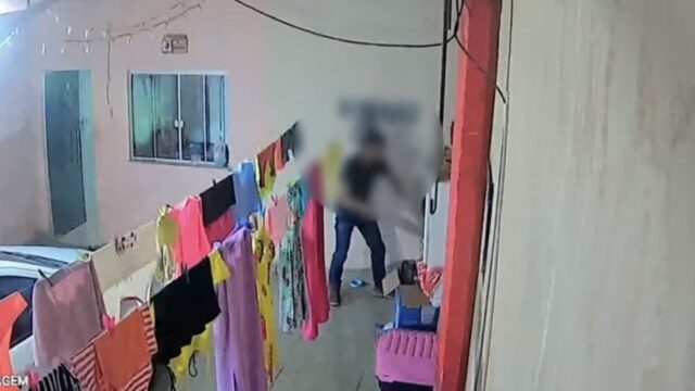 Homem é preso suspeito de agredir companheira com neto no colo em Rio Verde