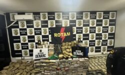 Carreta que saiu de Rondônia é apreendida com 782 kg de drogas em Abadia de Goiás