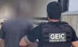 Homem suspeito de 3stupr0 e ameaças contra companheira é preso em fazenda em Santa Cruz de Goiás Homem suspeito de 3stupr0 e ameaças contra companheira é preso em fazenda em Santa Cruz de Goiás