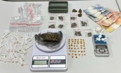 Dois homens são presos suspeitos de tráfico de drogas em Águas Lindas de Goiás Dois homens são presos suspeitos de tráfico de drogas em Águas Lindas de Goiás