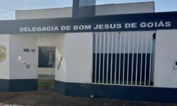 Condenado por tráfico e investigado por violência contra ex-companheira é preso em Bom Jesus de Goiás Condenado por tráfico e investigado por violência contra ex-companheira é preso em Bom Jesus de Goiás