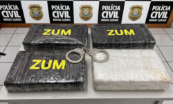 Polícia Civil prende quatro suspeitos de tráfico de drogas no bairro São Jorge, em Uberlândia Polícia Civil prende quatro suspeitos de tráfico de drogas no bairro São Jorge, em Uberlândia