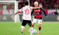 Flamengo perde nos pênaltis para o Estudiantes mesmo com um jogador a mais, e argentinos vão à final da Libertadores contra o Palmeiras Flamengo perde nos pênaltis para o Estudiantes mesmo com um jogador a mais, e argentinos vão à final da Libertadores contra o Palmeiras