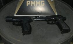 Suspeito de roubo de carro é baleado durante abordagem da PM no bairro Tibery, em Uberlândia Suspeito de roubo de carro é baleado durante abordagem da PM no bairro Tibery, em Uberlândia